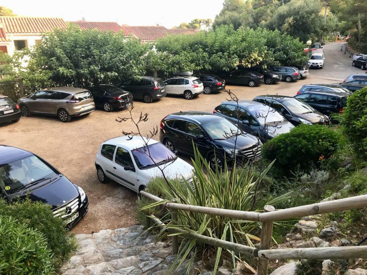 カレリャ・デ・パラフルジェリCalella Golfet Sobremarアパートメント エクステリア 写真